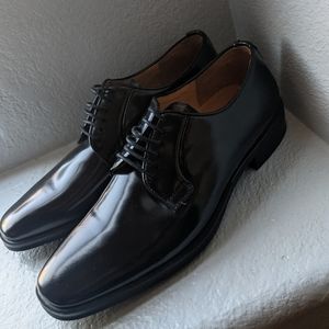 Bruno Magli Derby NWOT